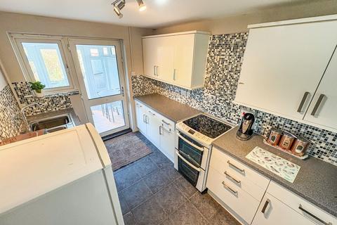 undefined, Queens Drive, Bedford