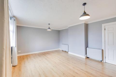 2 bedroom flat for sale, Waterloo Road, Penylan, Cardiff