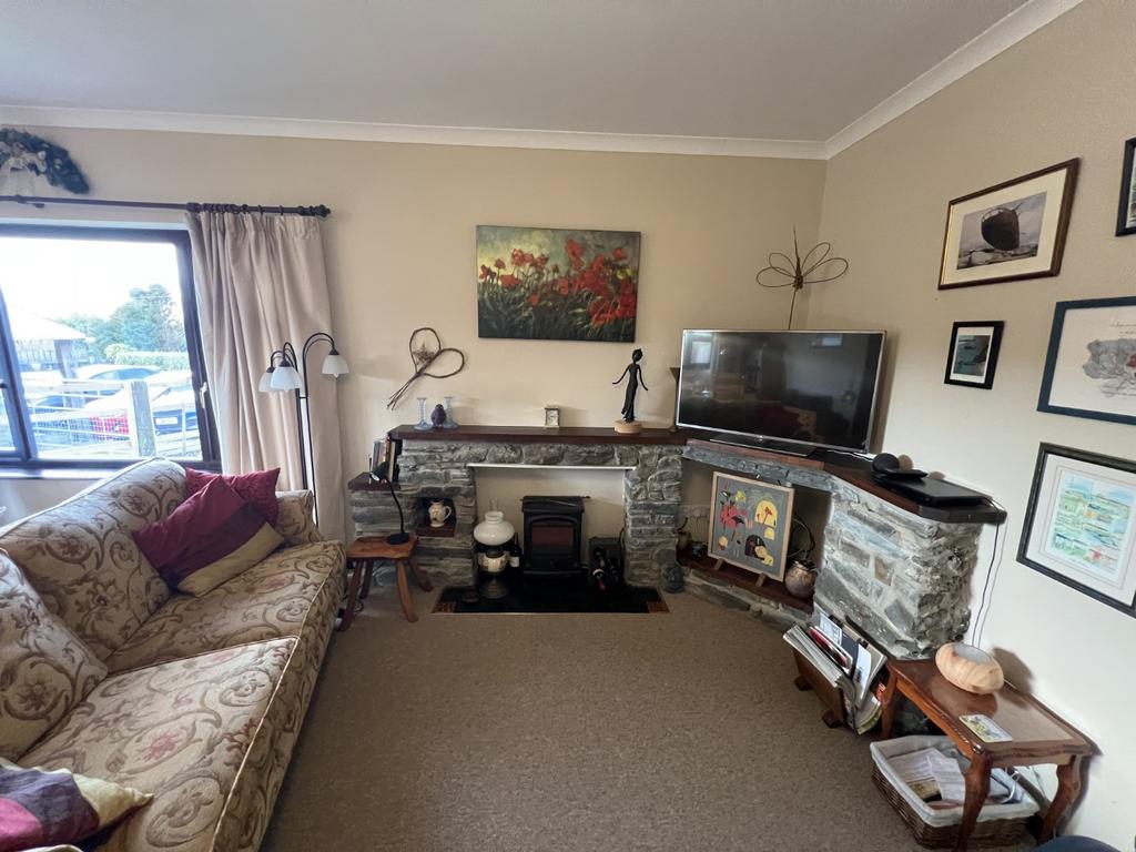Front Lounge
