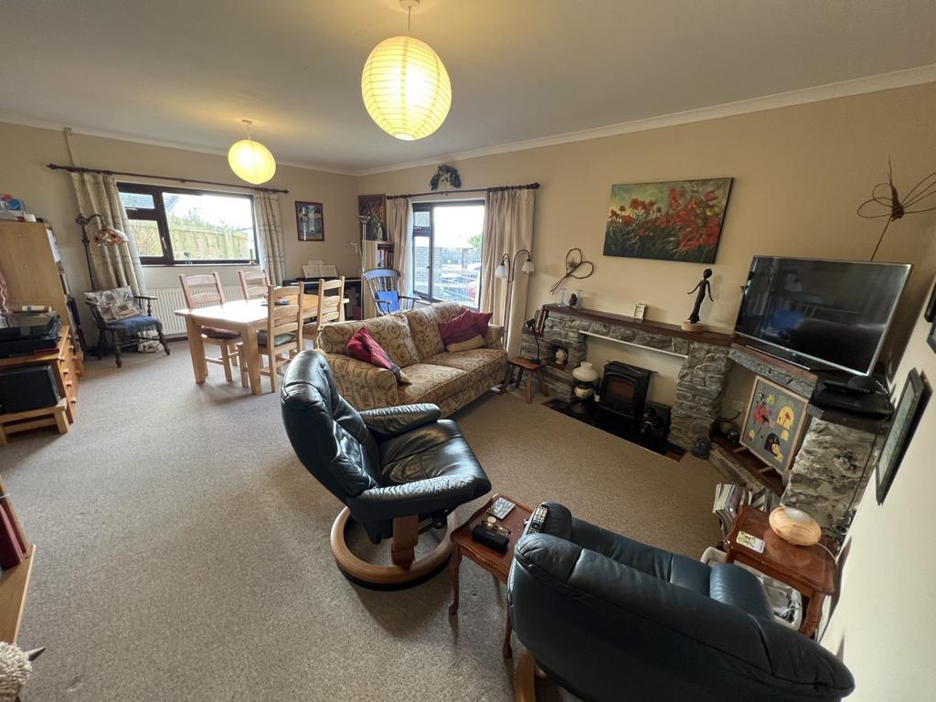 Front Lounge