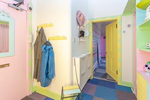 undefined, 13/7 Halmyre Street, Edinburgh,, EH6 8QA