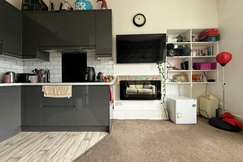 undefined, 15 Woodland Terrace, Plymouth PL4