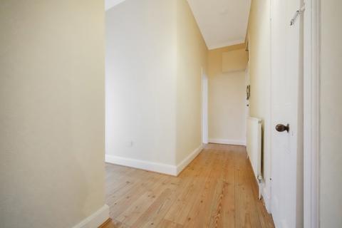 2 bedroom flat to rent, Murieston Crescent, Edinburgh, EH11