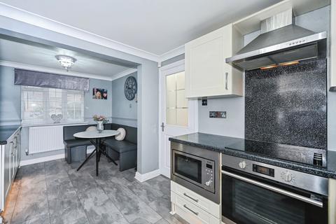 3 bedroom detached house for sale, Freshwater Close, Great Sankey, Warrington, Cheshire, WA5