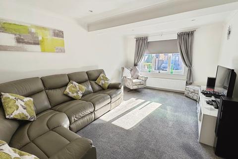 3 bedroom detached house for sale, Willowside, Woodley, Reading