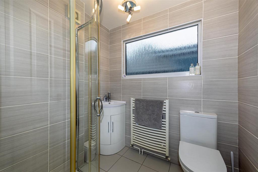 Loft shower room STPP3862-20260210-Dx O Deep PRIME X