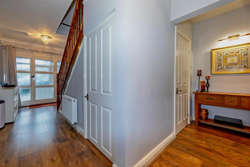 Hallway 1 STPP3871-20260210-Dx O Deep PRIME XD2s.jpg