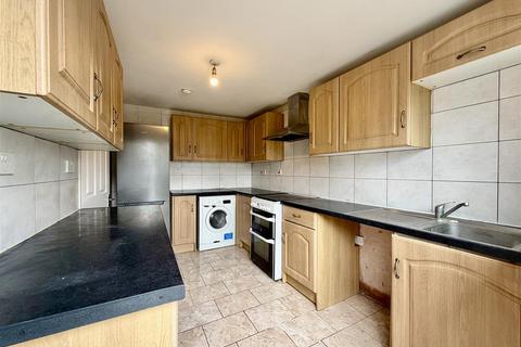 3 bedroom semi-detached house for sale, Taunton Avenue, Hounslow TW3