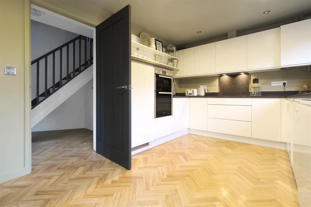 Kitchen A.jpg