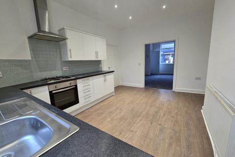 2 bedroom end of terrace house for sale, High Street, Willington, Crook, County Durham, DL15