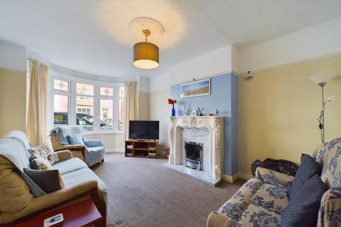 3 bedroom detached house for sale, Lamplugh Lane, Bridlington