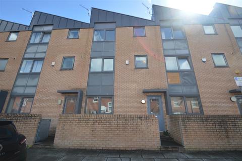undefined, Peregrine Street, Manchester M15