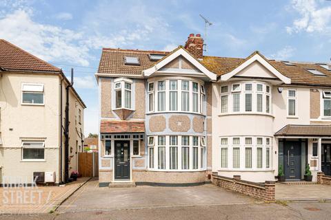 undefined, Cedar Road, Hornchurch, RM12