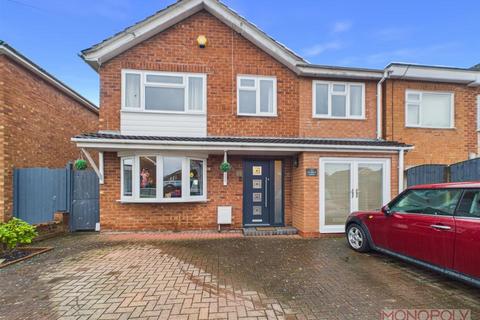 4 bedroom detached house for sale, Denbigh Close, Wrexham