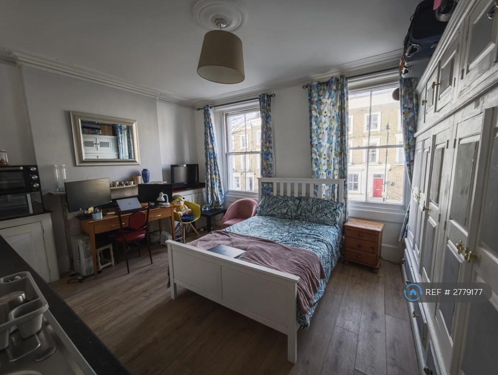 Bed And Street View