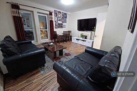 undefined, Madison Heights, Hounslow, TW3