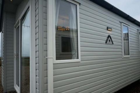 2 bedroom park home for sale, Seal Bay Resort – West Sussex