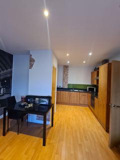 2 bedroom apartment to rent, Curzon Place, Gateshead NE8