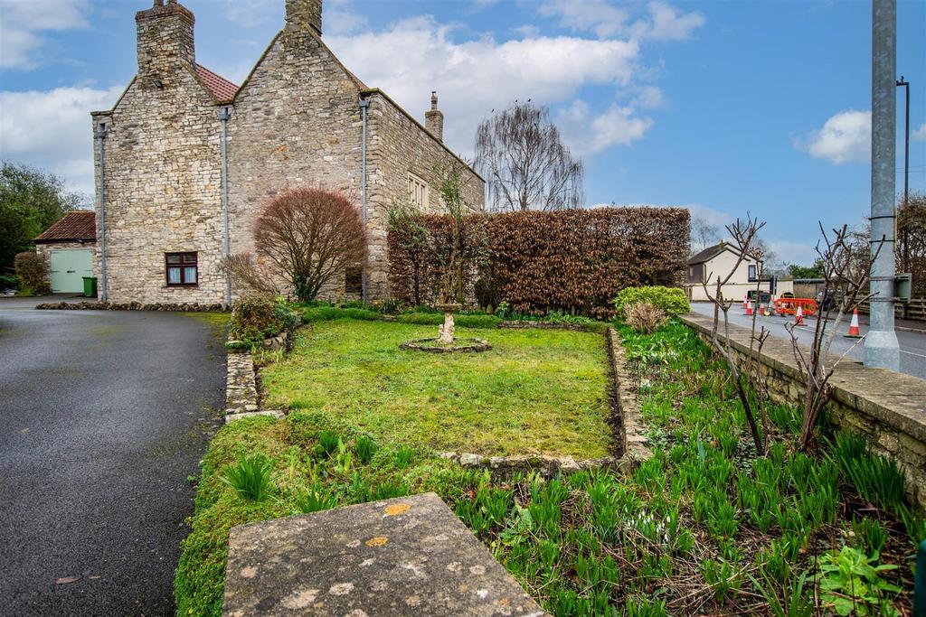 DSC 1078-Edit.jpg