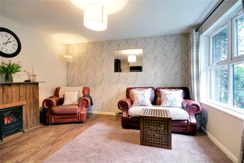 1 bedroom end of terrace house for sale, Rowhurst Avenue, Surrey KT15