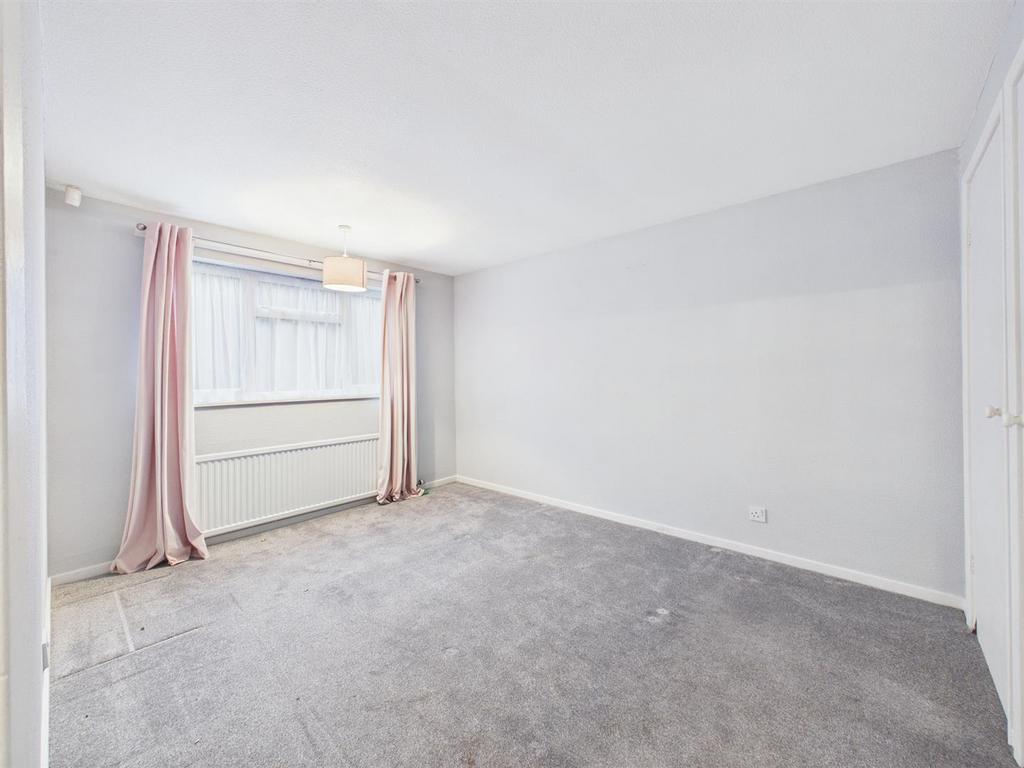 Bedroom: