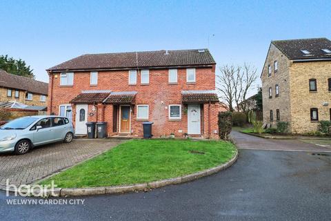 3 bedroom end of terrace house for sale, Jasmine Gardens, Hatfield