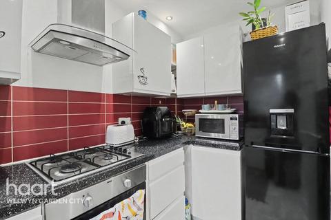 undefined, Jasmine Gardens, Hatfield