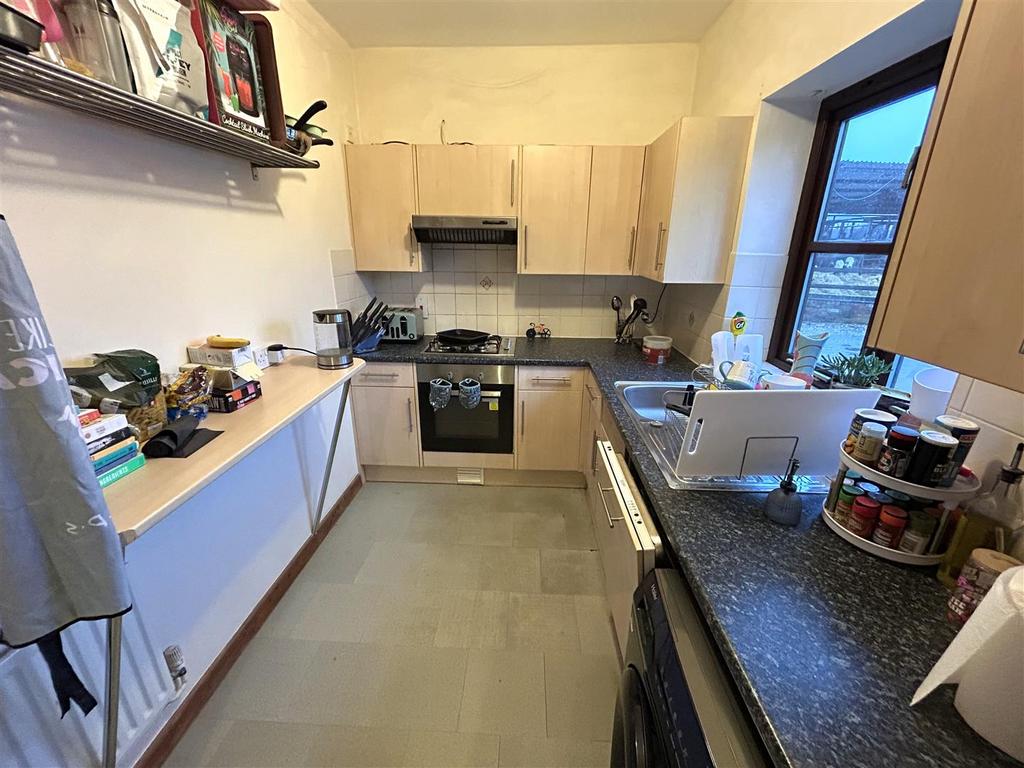 E Kitchen.jpeg