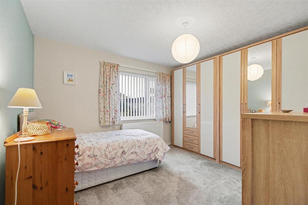 Bedroom 1 1.jpeg