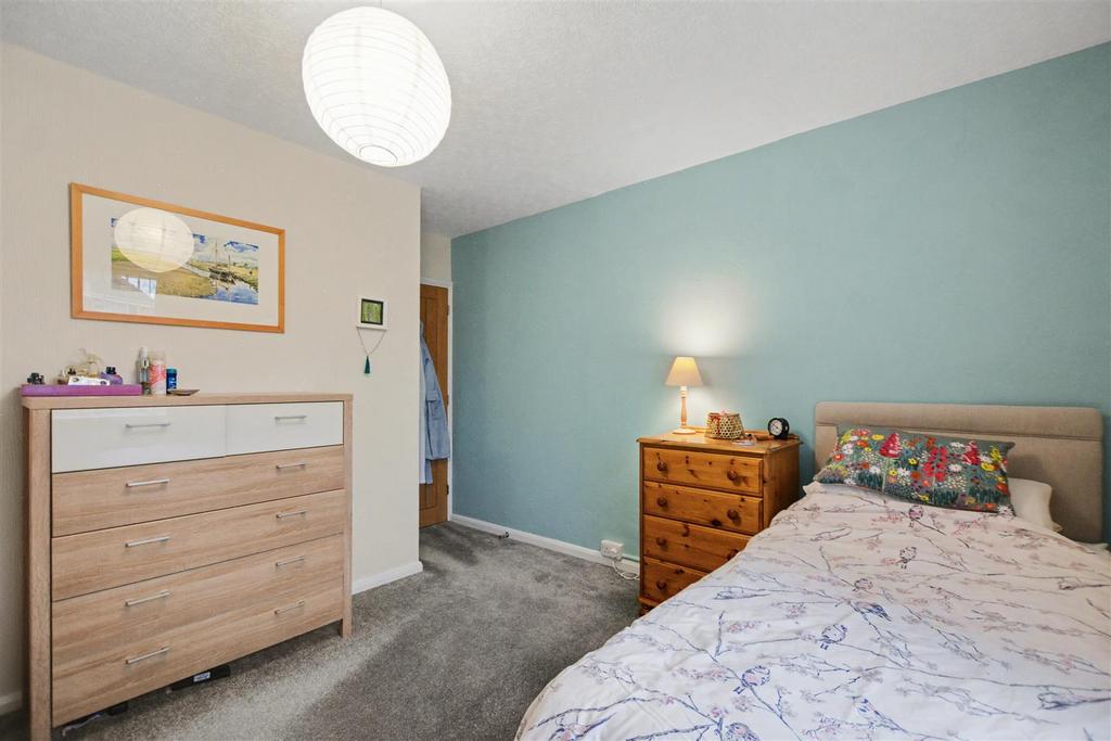 Bedroom 1 2.jpeg