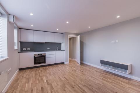 1 bedroom flat to rent, Flat 29 Gerard Court