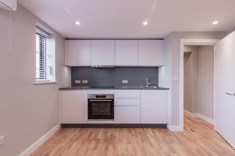1 bedroom flat to rent, Flat 29 Gerard Court