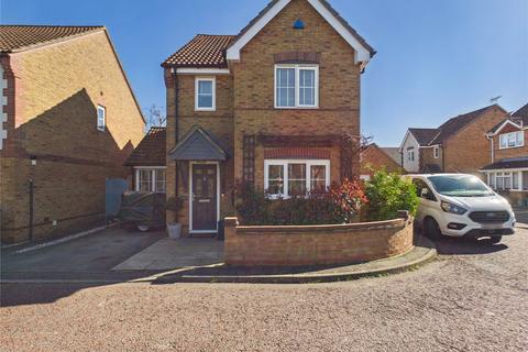 3 bedroom detached house for sale, Thracian Close, Colchester, CO2