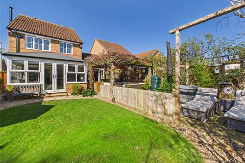 3 bedroom detached house for sale, Thracian Close, Colchester, CO2