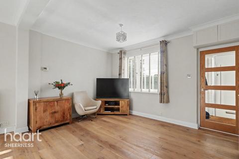 3 bedroom bungalow for sale, Sexburga Drive, Minster