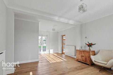 3 bedroom bungalow for sale, Sexburga Drive, Minster