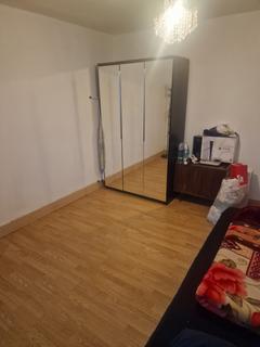 undefined, Tokyngton Avenue, Wembley HA9