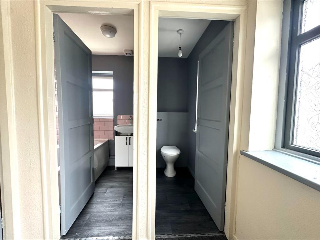 198 greenwich toilet