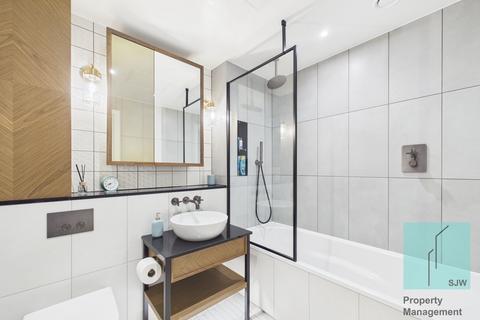 1 bedroom apartment to rent, 3 Boxwood Gardens, London E1W