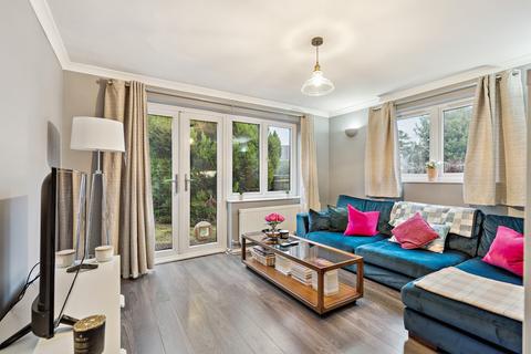 1 bedroom ground floor flat for sale, Northwood HA6