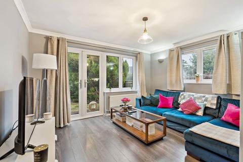 1 bedroom ground floor flat for sale, Langton Grove, Northwood HA6