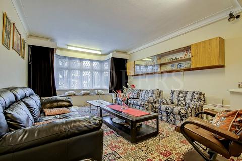 4 bedroom semi-detached house for sale, Park View Road, London, NW10
