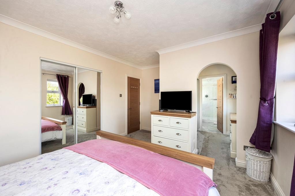 Principle bedroom