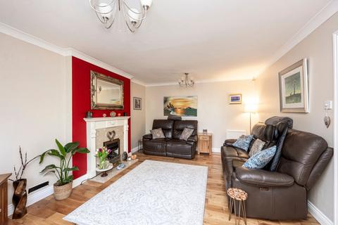 5 bedroom detached house for sale, Primrose Copse, Horsham, RH12