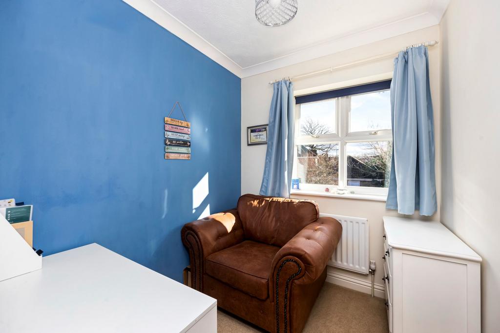 Spare room/ office/ study space