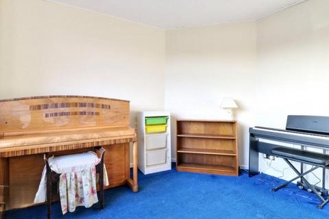 3 bedroom semi-detached house for sale, Tunwell Avenue, Sheffield, S5