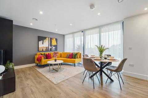 1 bedroom flat to rent, Sandown House, London Square, 124 High Street, Staines-upon-thames, Staines, TW18