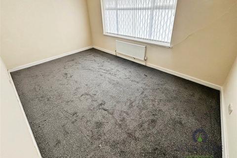 3 bedroom semi-detached house to rent, Whitehall Avenue, Stoke-On-Trent ST7