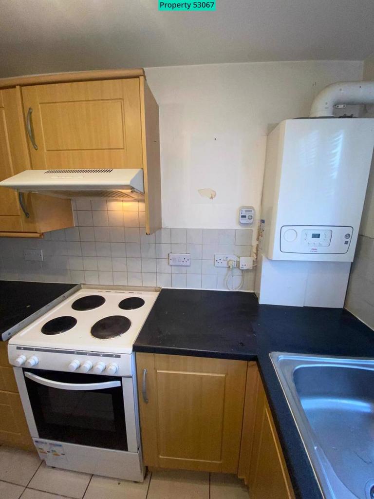 Kitchen cont...