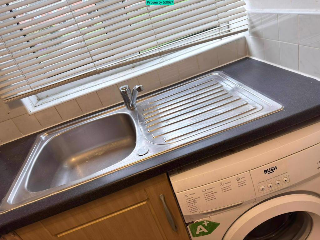 Kitchen sink